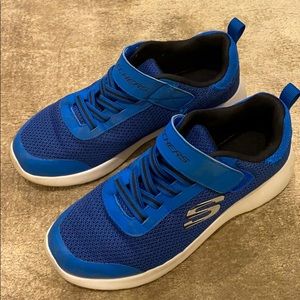 skechers illuminator